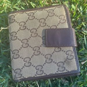 Authentic Gucci GG canvas print bifold Wallet